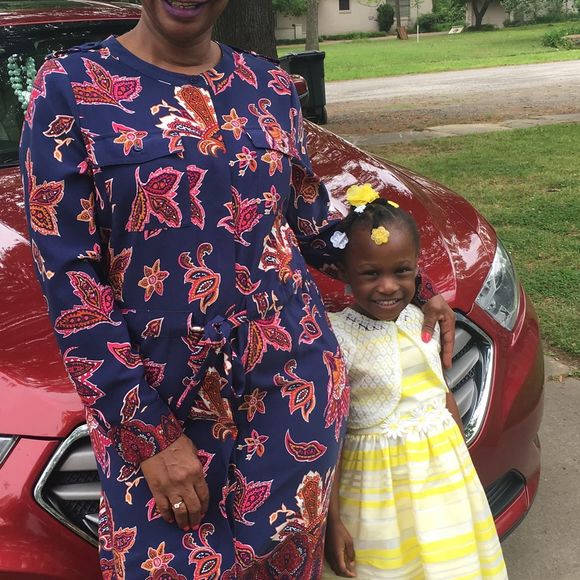 Meet your Posher, Gladis - Picture 1 of 1